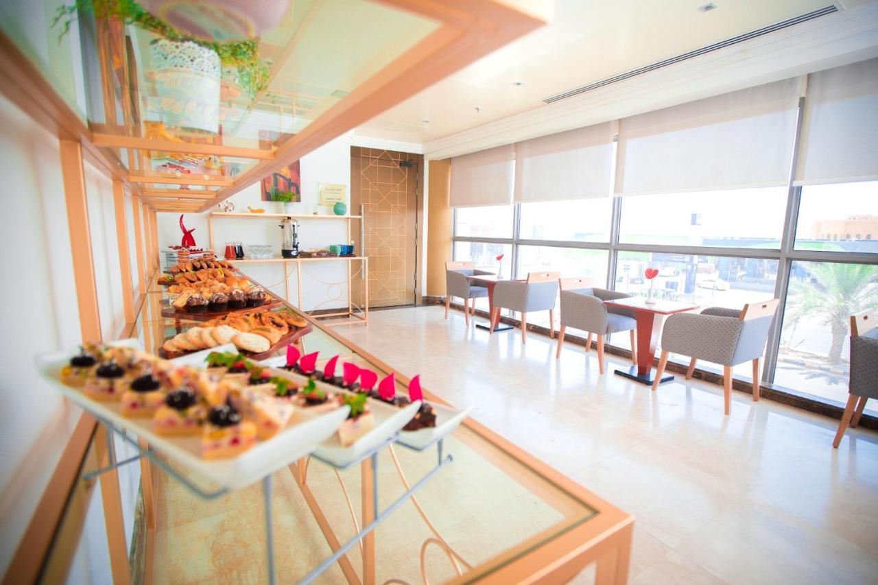 Golden Tulip Hotel Buraidah Al Qassim Esterno foto