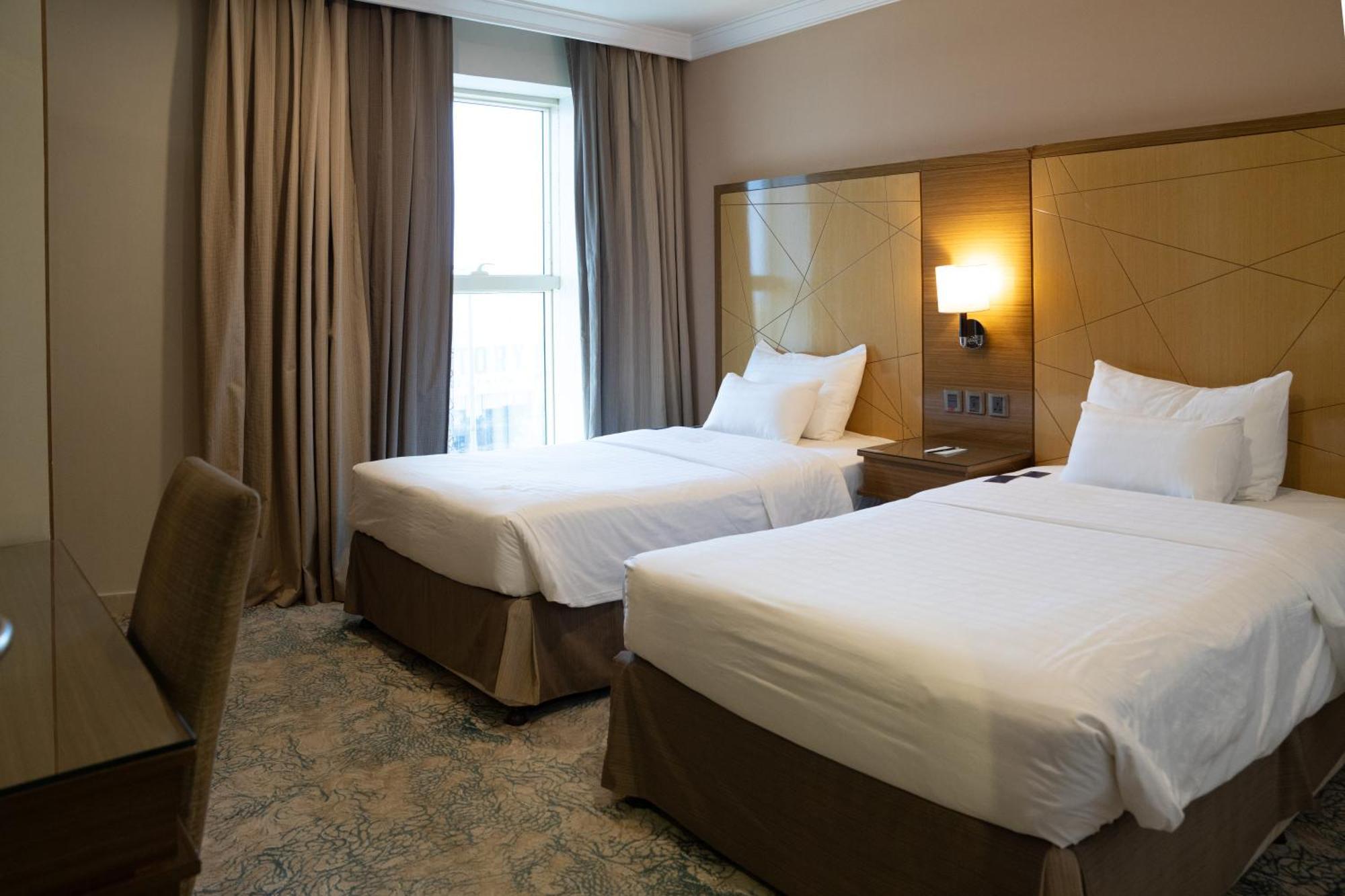 Golden Tulip Hotel Buraidah Al Qassim Esterno foto